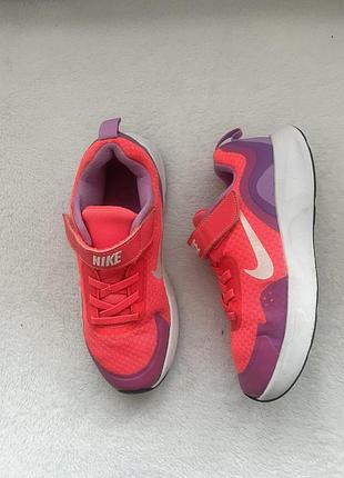 Кросівки фірми nike 34 розміри по устілці 22 см