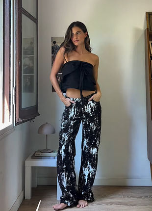 Джинсы с флоковым/велюровым покрытием zara