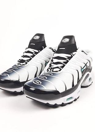 Nike air max plus tn білі з чорним та зеленим