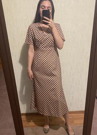 Сукня в горохи