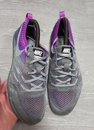 Жіночі кросівки nike