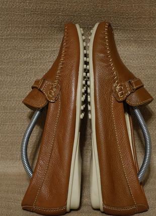 Элегантные кожаные мокасины карамельного цвета pierre cardin франция 39 р.6 фото