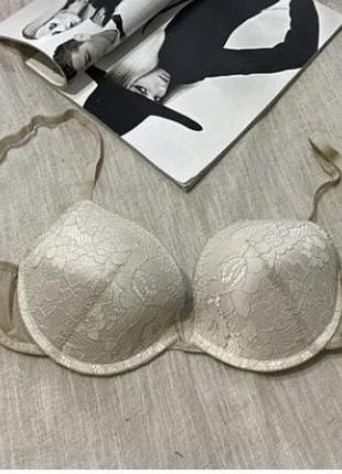 Primark чудовий бежевий бюст з мереживом