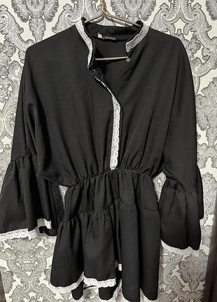 Сукня жіноча чорна
