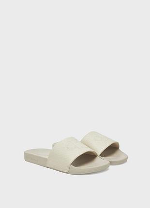 Новые шлепанцы calvin klein (ck slide aop print beige) с европы 11us-44eu-29cm