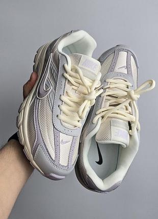 Nike initiator
• cream / grey / lilac •