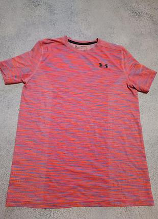 Чоловіча футболка - модель under armour vanish seamless ss novelty.