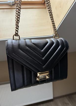 Чорна сумка michael kors