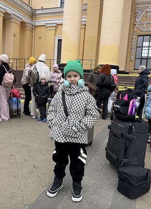 Зимова куртка з сумочкою