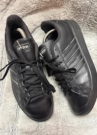 Кросівки чоловічі adidas 44р.( уст 28 см, індонезія