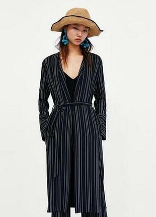 Кардиган zara,  накидка в чорно-білу смужку 12 р-ру.