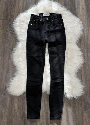 Джинси calvin klein xs 24-25 розмір