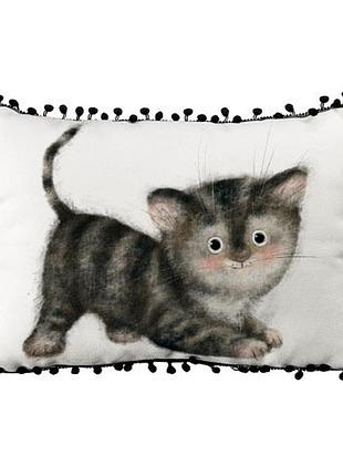 Подушка из мешковины с помпонами кошеня 45x32 см (43phbp_23ny002)
