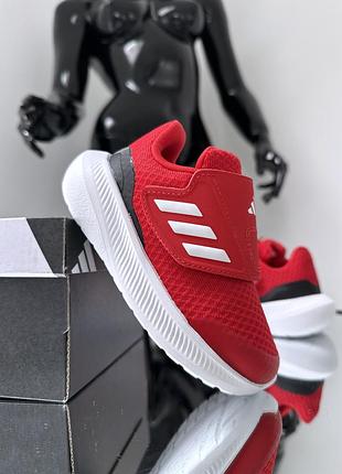 Легчайшие кроссовки на липучках adidas runfalcon