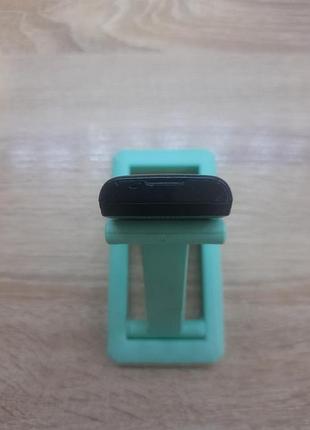 Б/у телефон nokia x1-01 3
