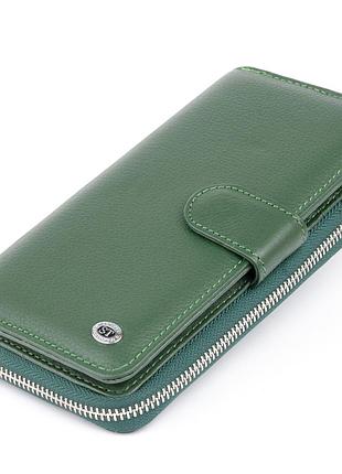 Вертикальный вместительный кошелек из кожи унисекс st leather 19304 зеленый