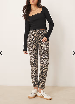 Прямые лео джинсы new look eur 38 р. 096 10 р. hannah укороченные/высокая посадка/леопардовый принт