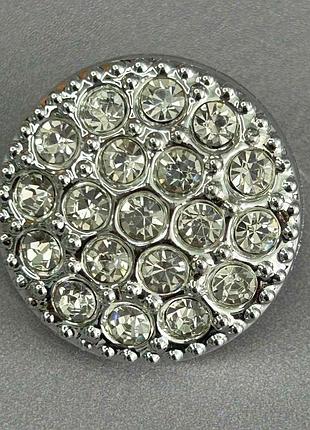 Пуговица на ножке пластик ø-25 мм (40l), - серебро с стразами