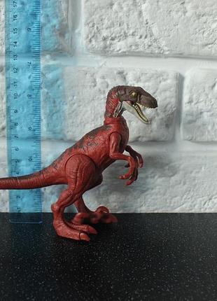 Velociraptor (велосиратор) из серии ferocious pack по мотивам франшизы "мир юрского периода" (jurassic world).