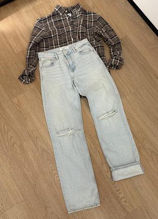 Джинси з рваностями pull&bear
