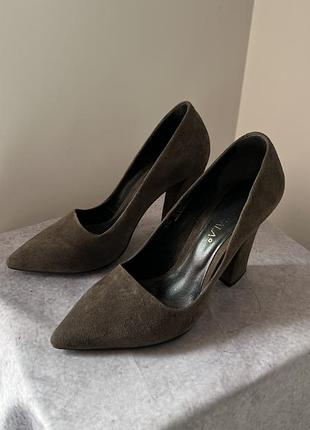 Туфлі замшеві жіночі marsala shoes 38р сіро-коричневі