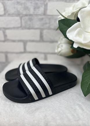Шльопанці adidas