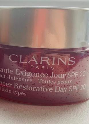 Clarins восстанавливающий дневной крем интенсивного действия для любого типа кожи2 фото