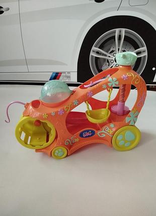 Автомобиль-переноска littlest pet shop paw powered cruiser.