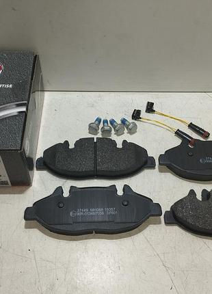 Abs колодки тормозные передние mercedes-benz vito / viano (w639) vito (w639)