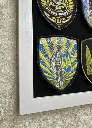 Стенд для шевронів у рамці — патч-панель у рамці, патч-борд, панель для шевронів, рамка для нашивок 10