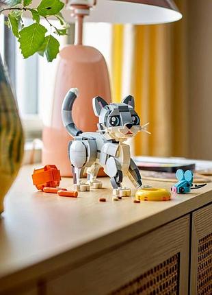 Конструктор lego creator игривый кот 10