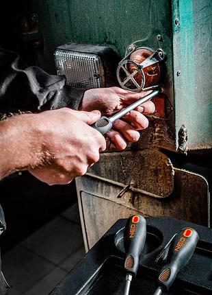 Викрутка neo tools хрестова, ph2x200мм, сталь s2 4