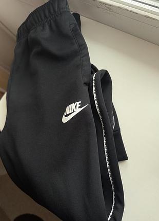 Спортивні штани nike