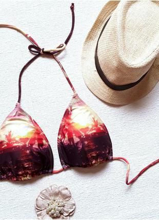 Яркий и красивый верх купальника от ocean club