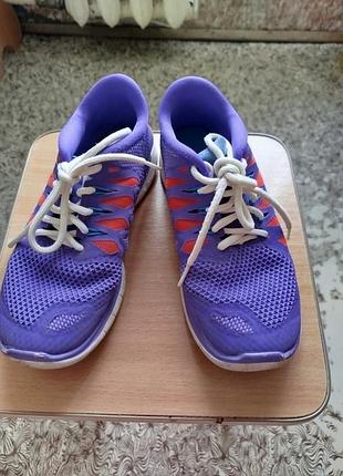 Кроссовки детские-женские-nike-36. 5р.