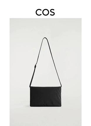 Сумка cos чорна trifold padded crossbody bag 3