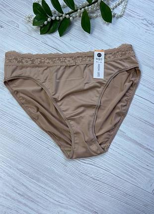 Гладкие трусики декорированы кружевом от британского бренда marks &amp; spencer размер s💝