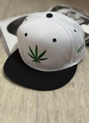 Уцінка кепка снепбек (snapback) лист коноплі біло-зелений 56-61р (9077-0)
