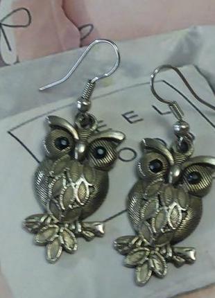 Сережки європейська біжутерія.