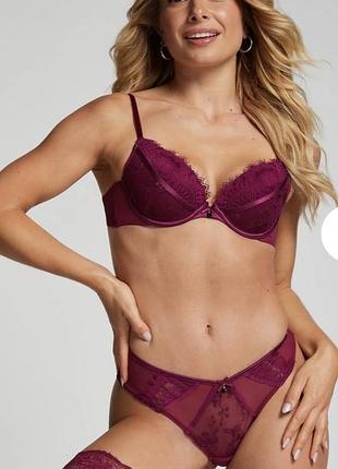 Красиві мереживні трусики бразиліани designer collection hunkemoller