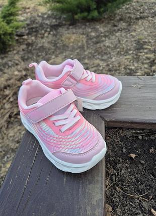 Легенькі кросівки на дівчинку tom.m із підсвіткою