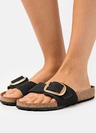 Шлепанцы от бренда birkenstock madrid big buckle