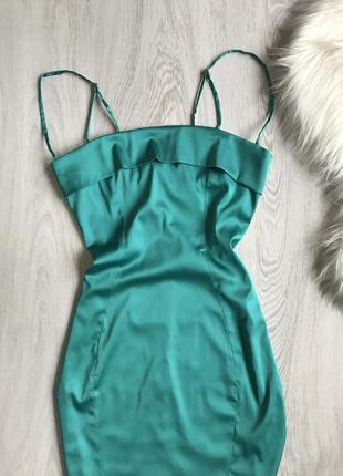 Зелёное мини платье3 фото