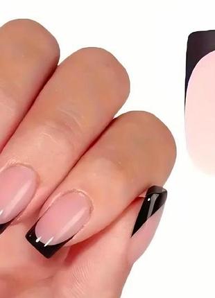 Гелеві тіпси для нарощування з французьким манікюром soft gel матові квадрат s 150 шт натурально-бежеві з чорним френчем (413)