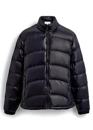 Zara новый легкий пуховик s