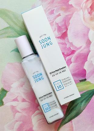 Гипоаллергенная эмульсия для чувствительной кожи etude house soon jung 10 free moist emulsion
