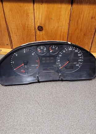 Панель приборов audi a4b5 (8d0919861a)