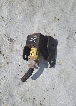 Датчик удара toyota rav4 2.0 d 2000-2005г.в 187600-4200