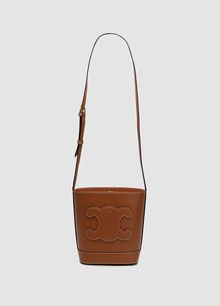 💎 celine small bucket cuir triomphe in smooth calfskin tan brown 22 x 22 x 14 см