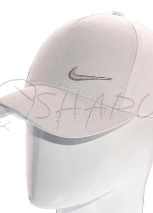 Кепка unisex с брендовая вышивкой бейсболка котоновая с регулировкой размера nike bth20842 белый
